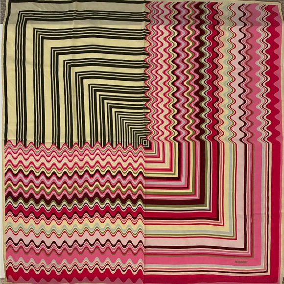 Missoni Black and Pink Zigzag Scarf - Picture 1 of 7